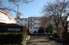 ���ӊ��@�s���˓쒆�w�Z